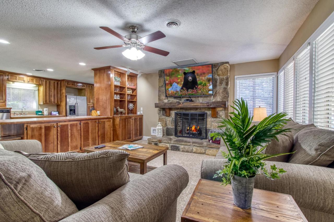 Hidden Memories, Hot Tub, 1089 Of Free Attraction Tickets For Each Paid Day, Dollywood And More Gatlinburg Zewnętrze zdjęcie